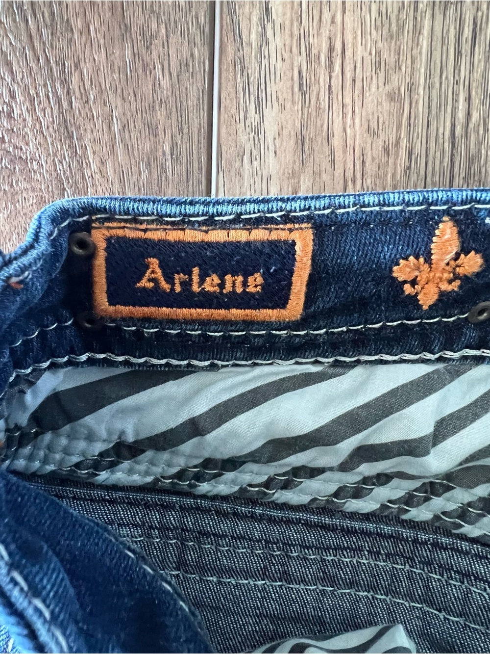 Rock Revival Women’s Arlene Blue Boot Cut Jeans Medium Wash Size 28 - Picture 12 of 16